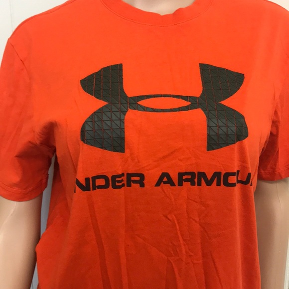 Under Armour T-Shirt Size Small - Picture 3 of 7